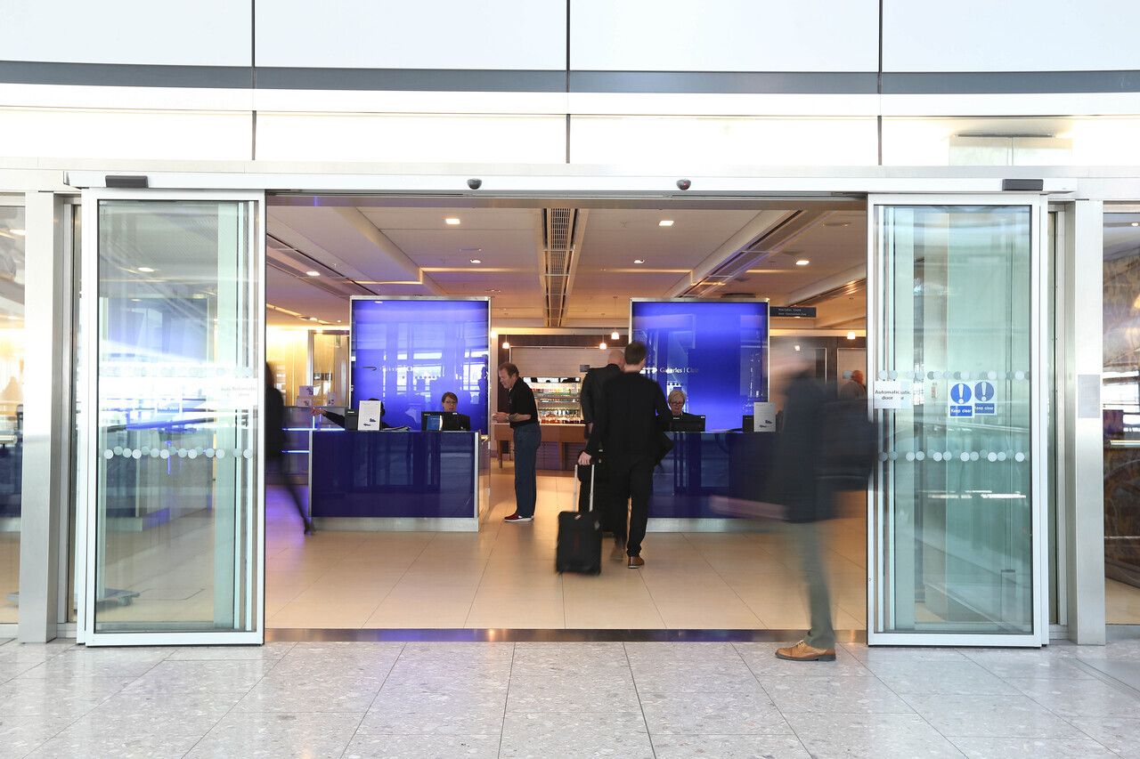 Galleries First Lounge